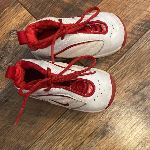 Nike basketball Flight toddler shoes size 4C - Picture 2 of 6